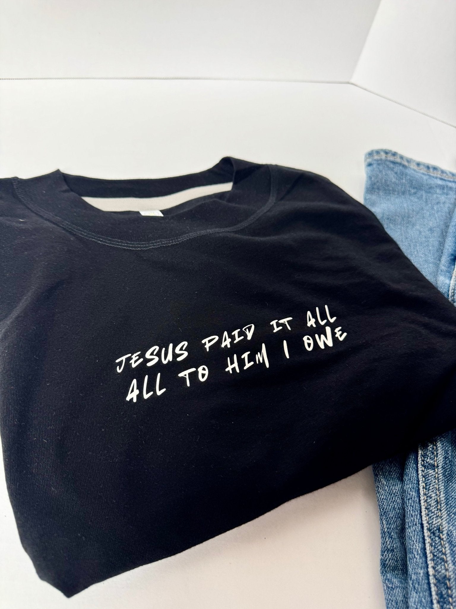 Jesus Paid It All Cropped Tee - Seek and Share Designs