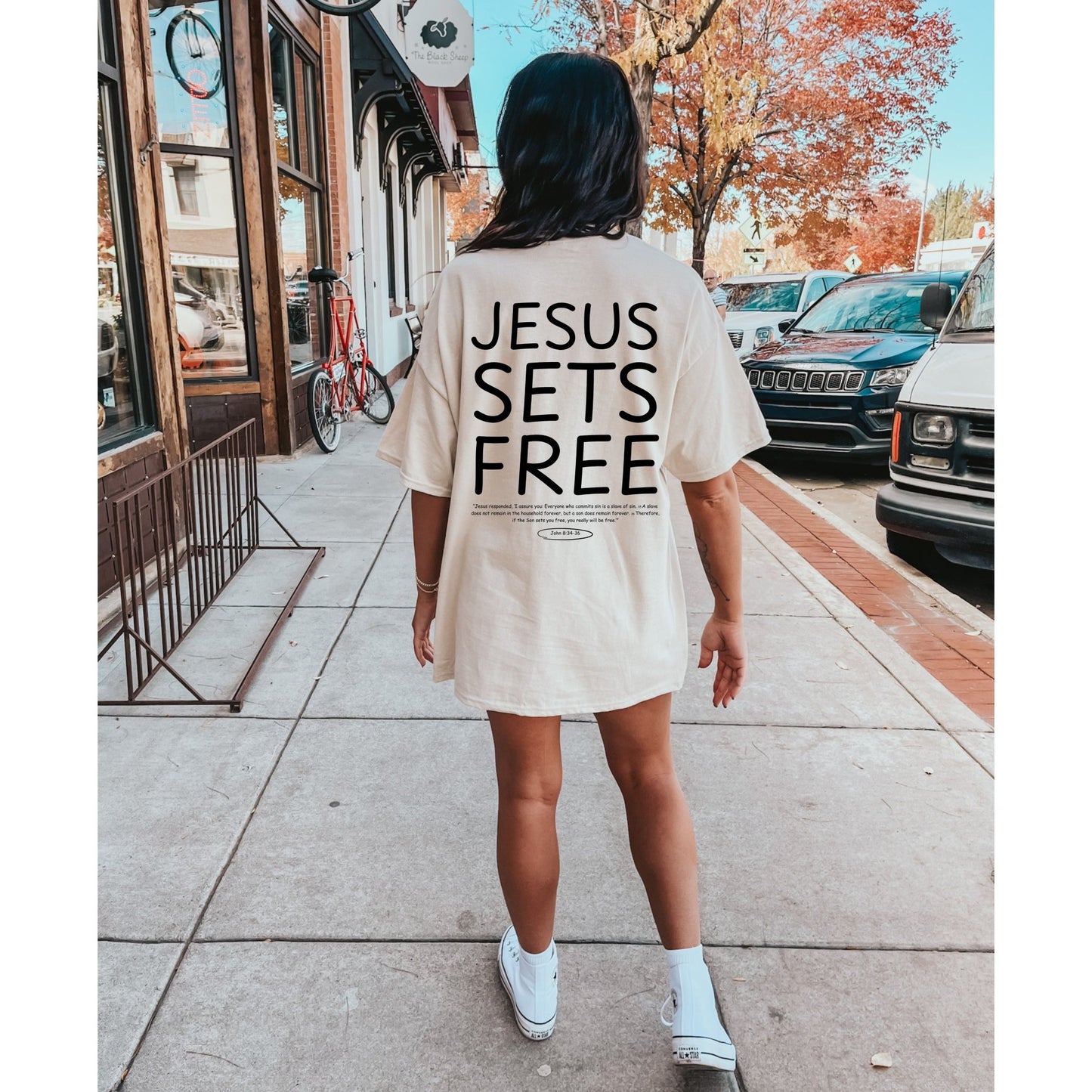 Jesus Sets Free Unisex Tee - Seek and Share Designs