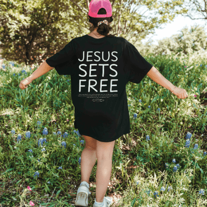 Jesus Sets Free Unisex Tee - Seek and Share Designs